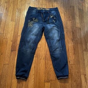 Desigual exotic jogger jeans NWOT never worn